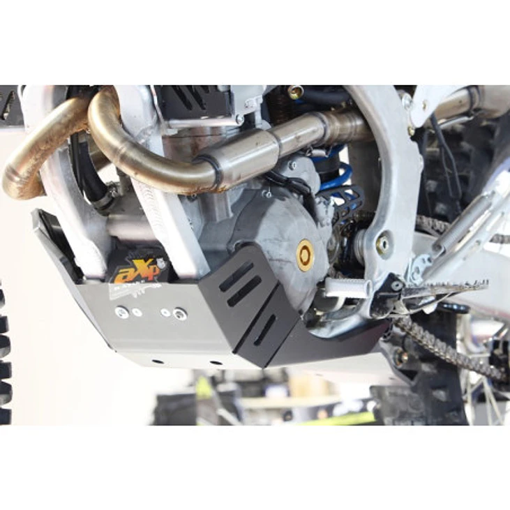 Proteção de Carter AXP Xtrem Preto TM Racing EN250Fi 4T / EN300Fi 4T 2022-2024 5