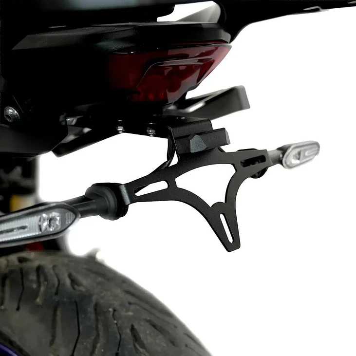Suporte Matrícula Curto Yamaha Tracer 7 2025/2026 - R&G  1