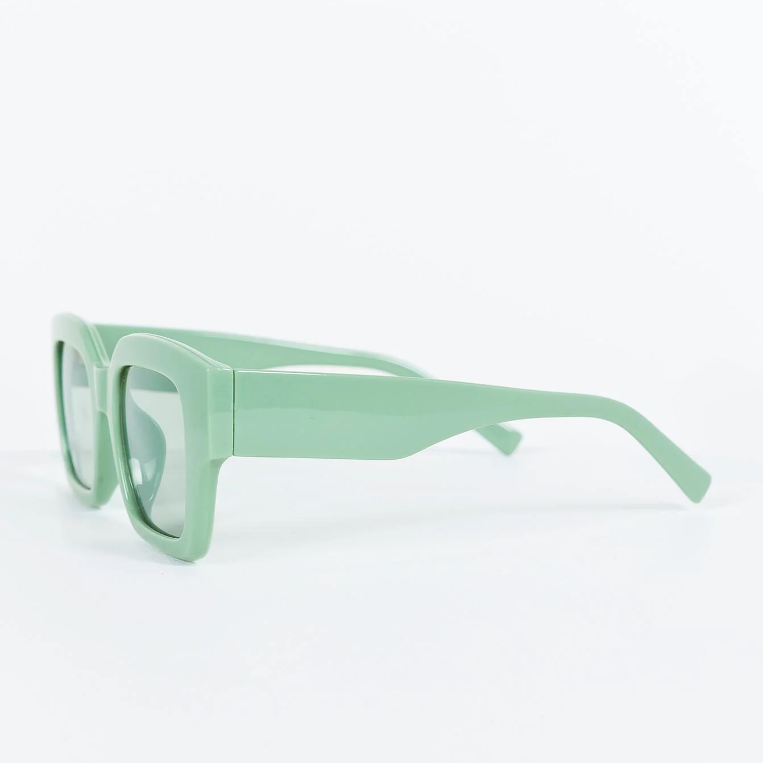 Hauge Sunglasses in Green 2