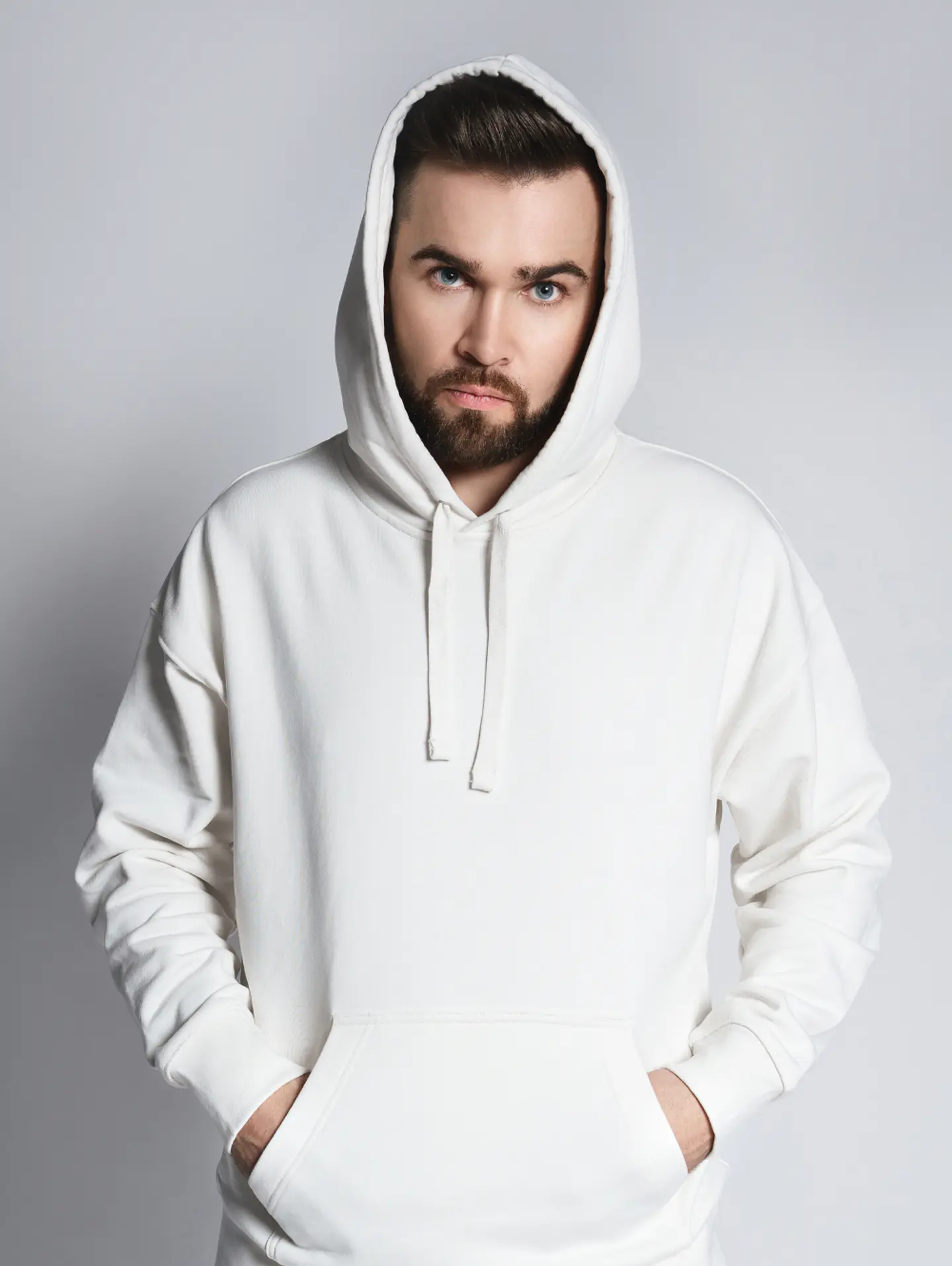 All-White Chill Set Hoodie 3
