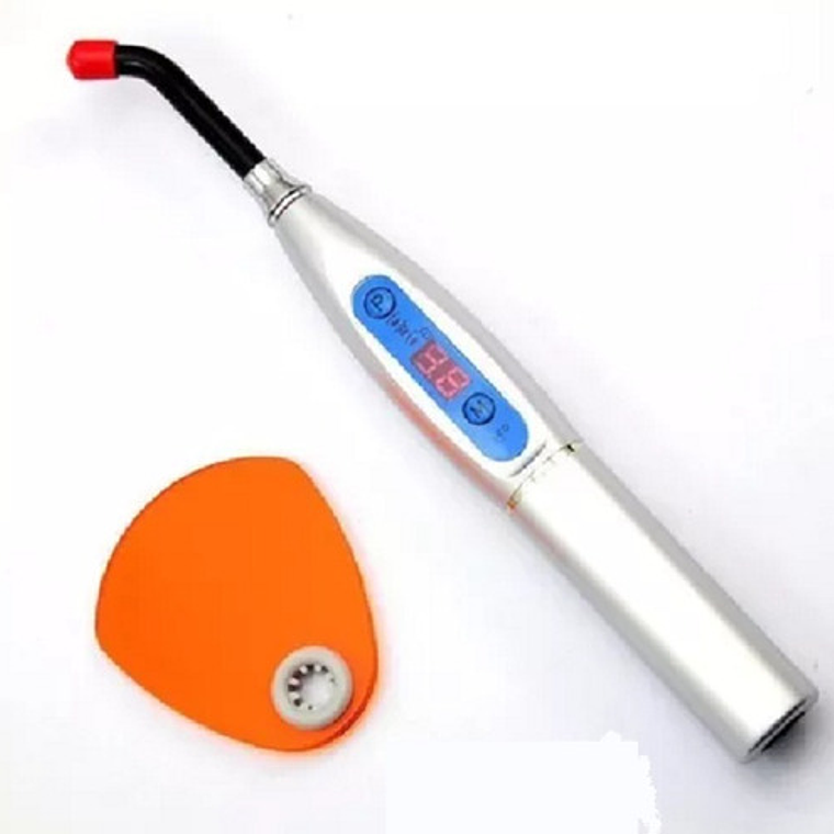 Lámpara Fotocurado Halógena Dental Cromada 2000 Mws Santiago 21