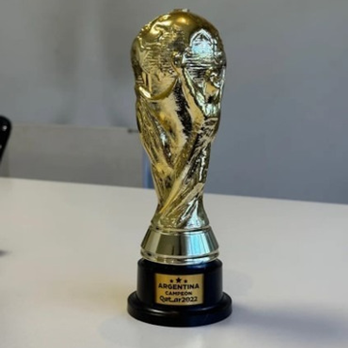 Copa Del Mundo 22cm Dorado Brillante Argentina Campeón 2