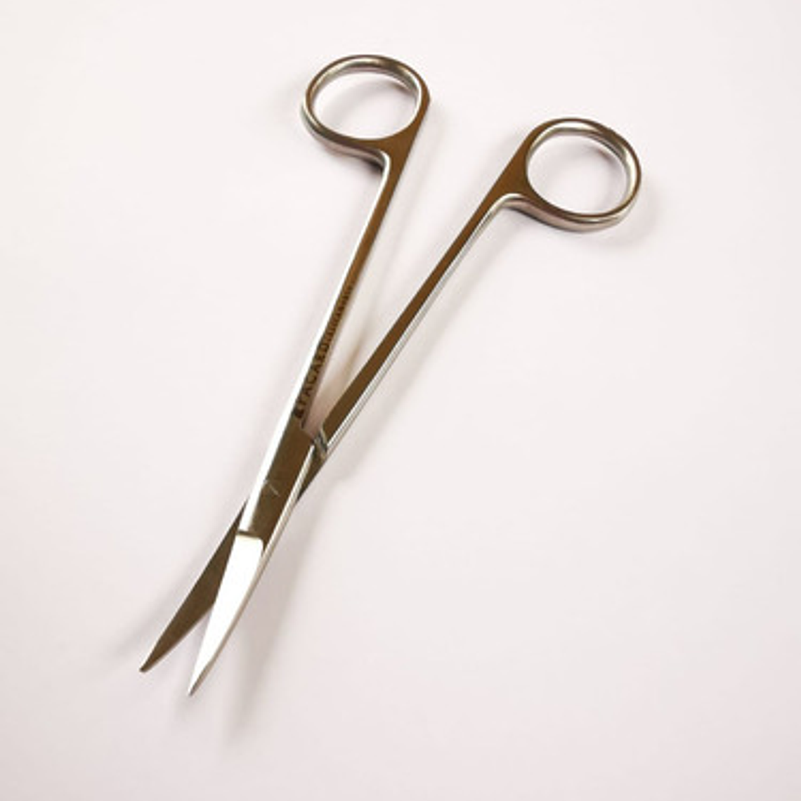 Tijera Quirúrgica Kelly Muy Curva 12 Cms Acero Premium 5
