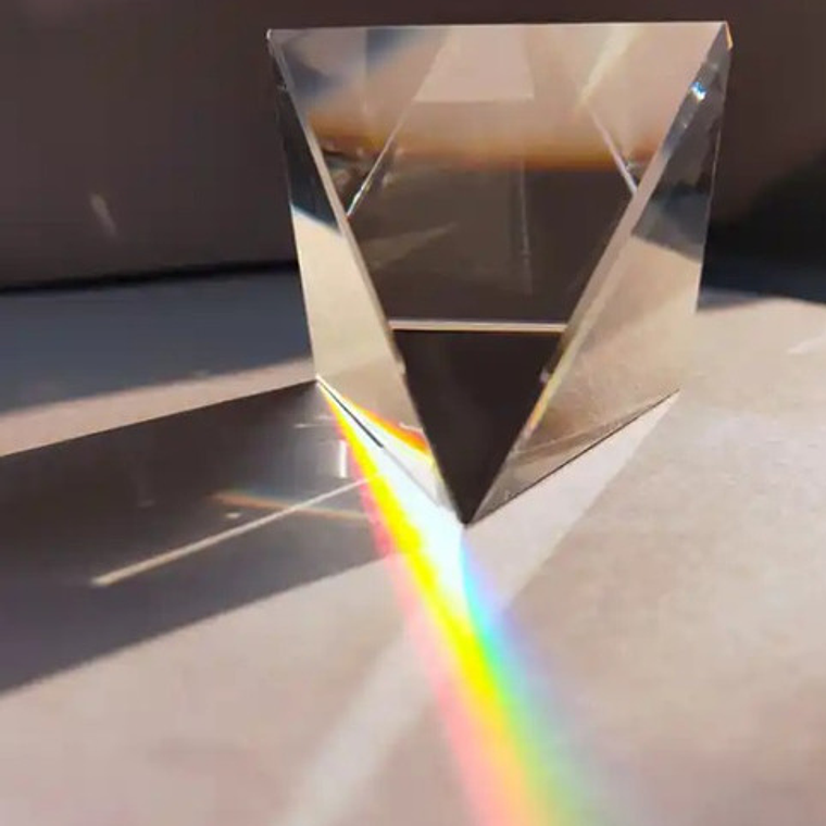 Pirámide Arcoiris Refracción Luz Ciencia Prisma 40x40x40mm 3