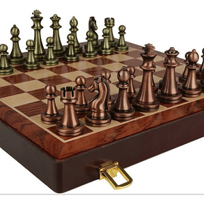 Tablero Ajedrez Deluxe Piezas Metálicas Cobre Y Bronce 29cm