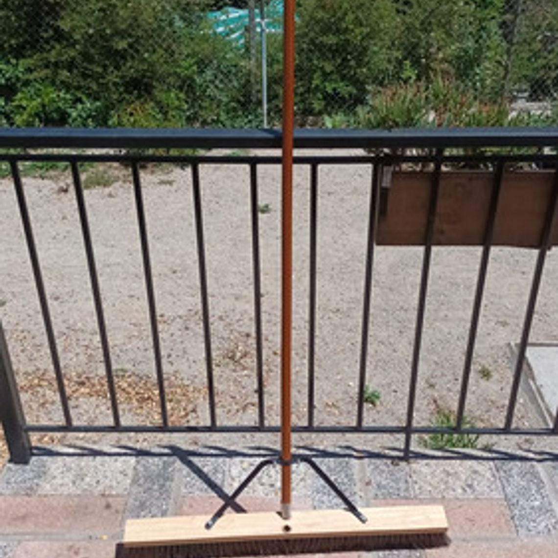 Escobillón Municipal Xxxl 80 Cms Soportes De Metal Calidad 6