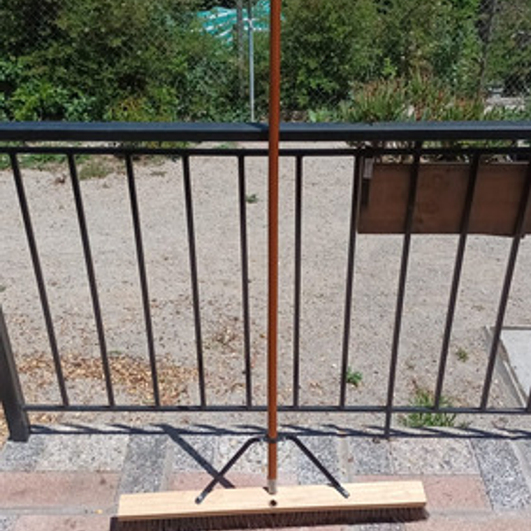 Escobillón Municipal Xxxl 80 Cms Soportes De Metal Calidad 6