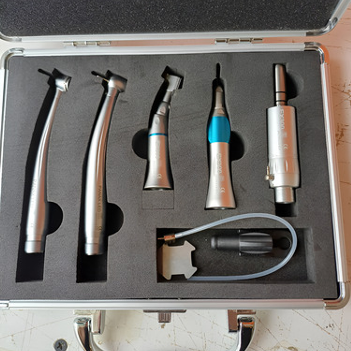 Kit Micromotor Completo + 2 Turbinas Led Calidad Maletín 12