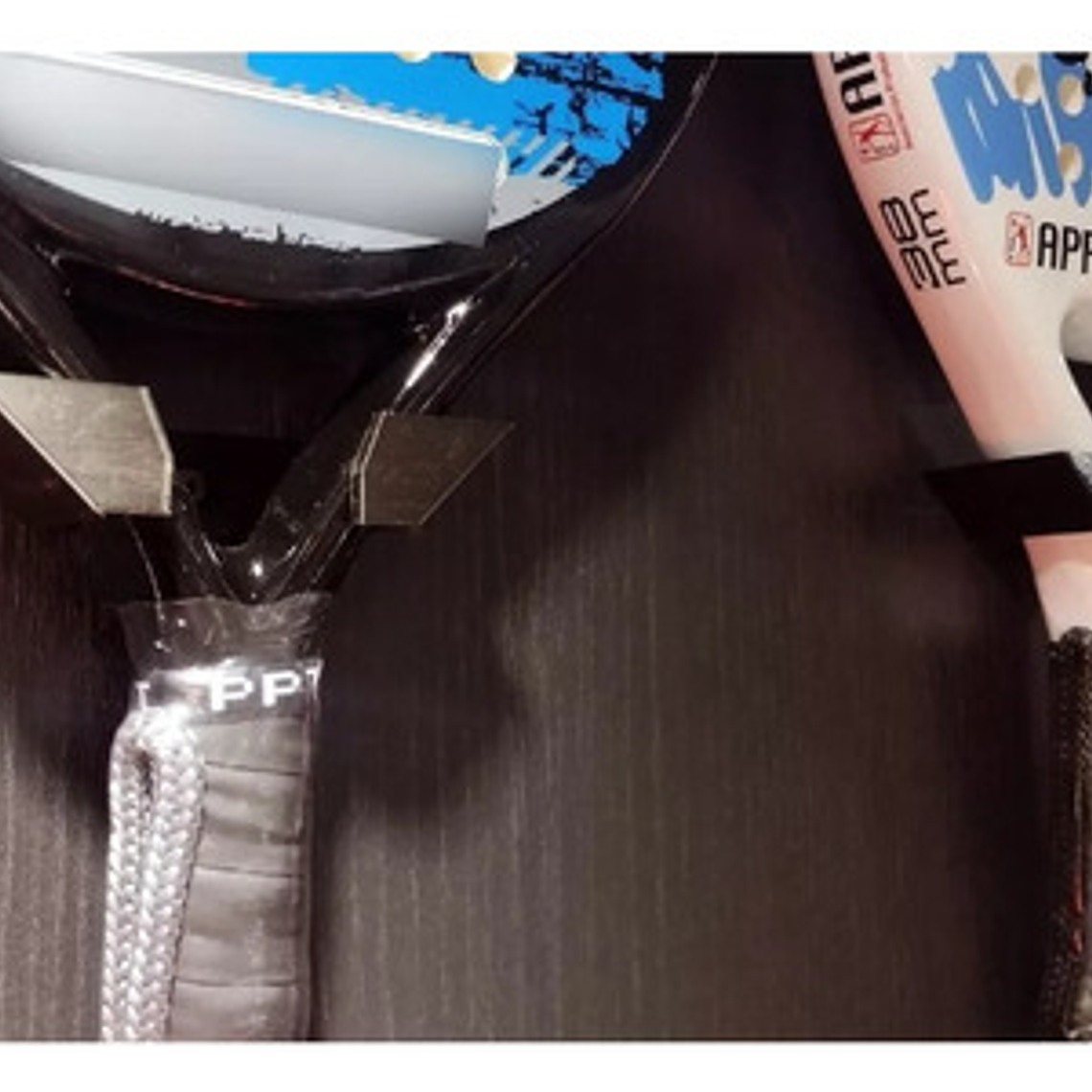 Soporte De Pared Pala Pádel Ergonómico Unidad Santiago 5