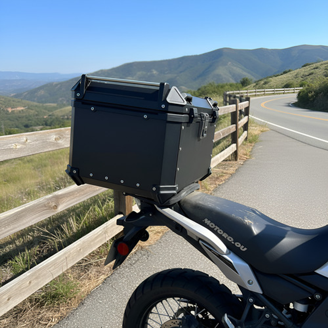 Maleta Top Case Aluminio Moto 65l Xxl Calidad 2 Cascos! 2