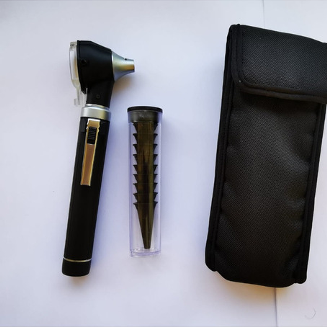 Otoscopio Led Optica +10 Conos Medico Reflejo Examen Colores 8