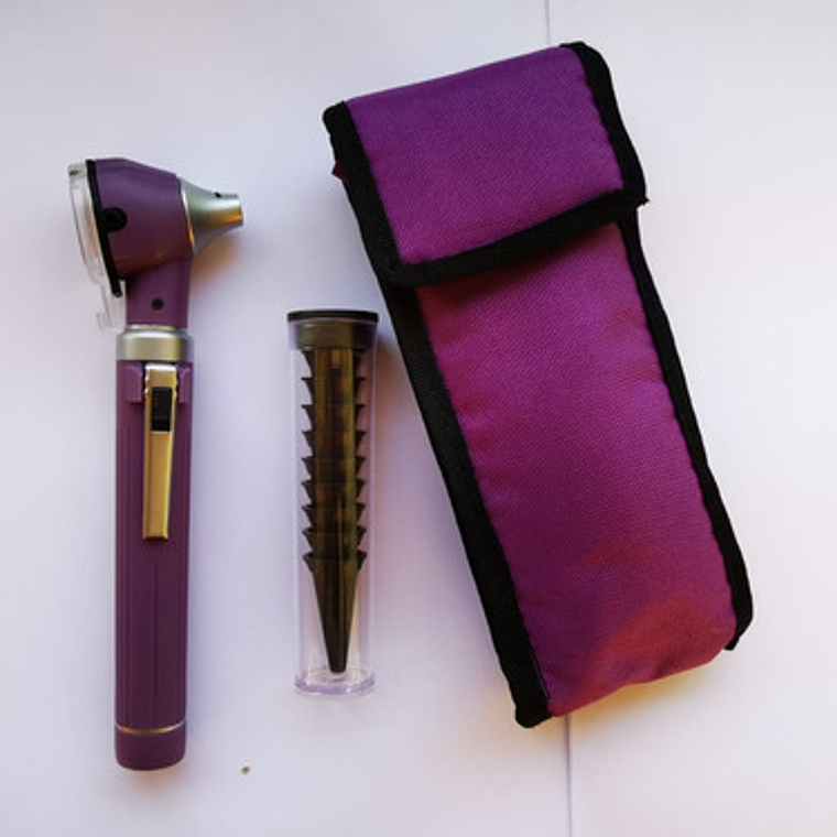 Otoscopio Led Optica +10 Conos Medico Reflejo Examen Colores 23