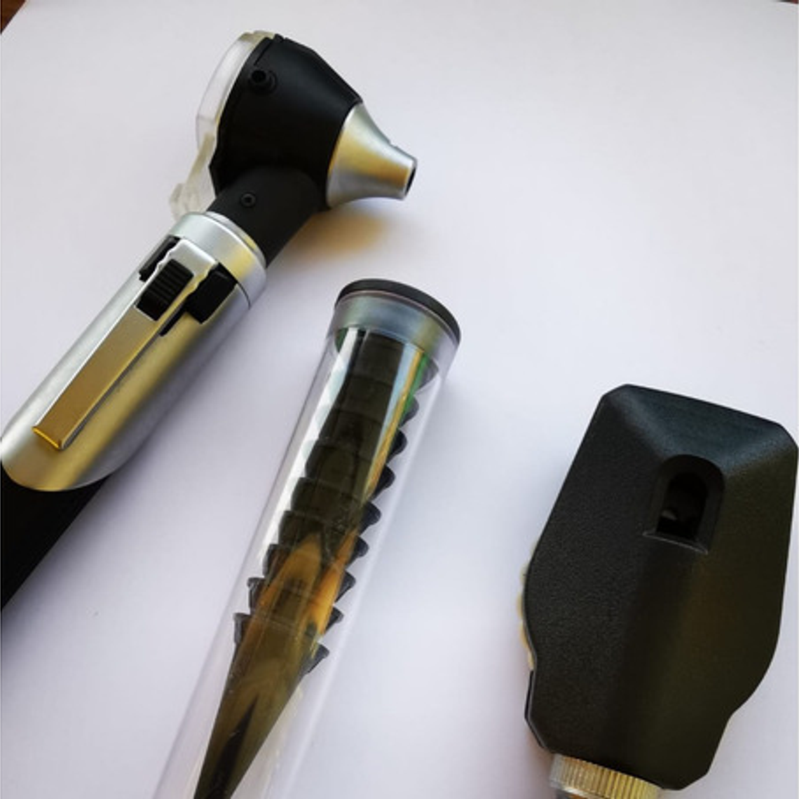 Otoscopio Led Optica +10 Conos + Pilas Recargables Por Usb 8