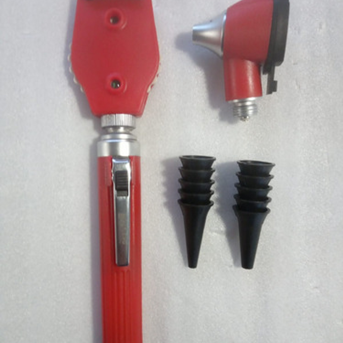 Otoscopio Y Oftalmoscopio Set Medico Reflejo Santiago Full 22