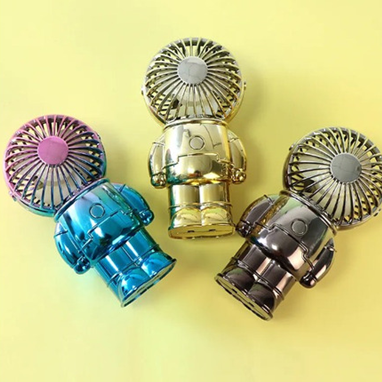 Mini Ventilador Usb Recargable Astronauta Portátil 14cm Color Dorado 2