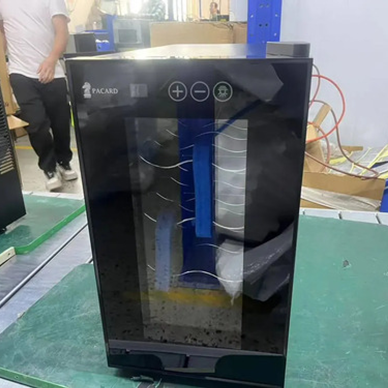 Cava Vino Termoeléctrica 18 Botellas Panel Pacard 4