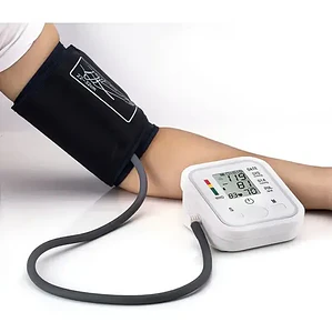 Tensiómetro Digital De Brazo Medidor Presion Arterial Pulso Color Blanco