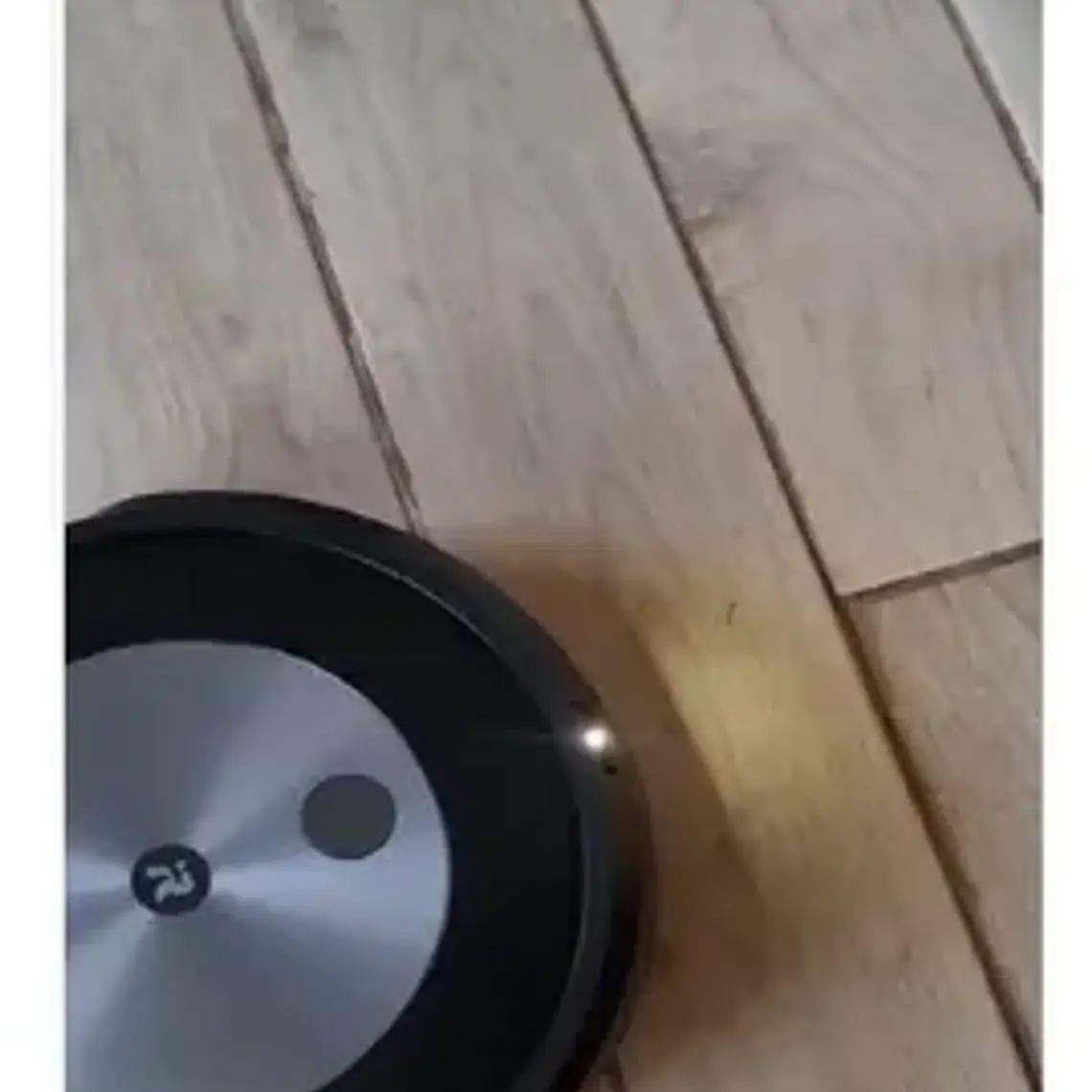 Aspiradora Irobot Roomba J7+ Usada Sin Caja Impecable Garant 3