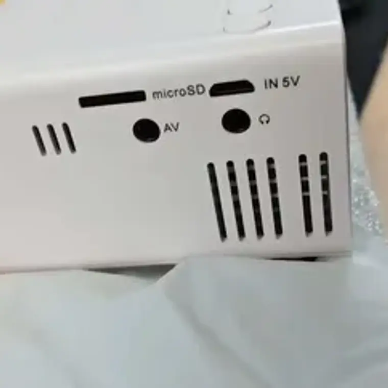 Mini Proyector Led Miracast 360p J9pro Inalámbrico 5