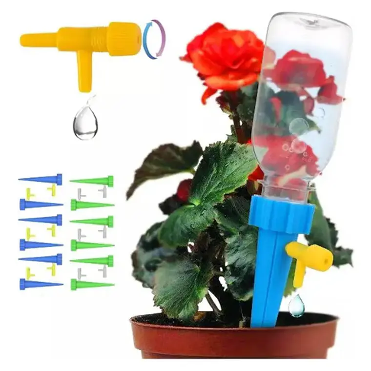 Pack De 12 Goteros Para Riego Por Goteo De Plantas | Estacas Ajustables Mixtas Azul Verde 1