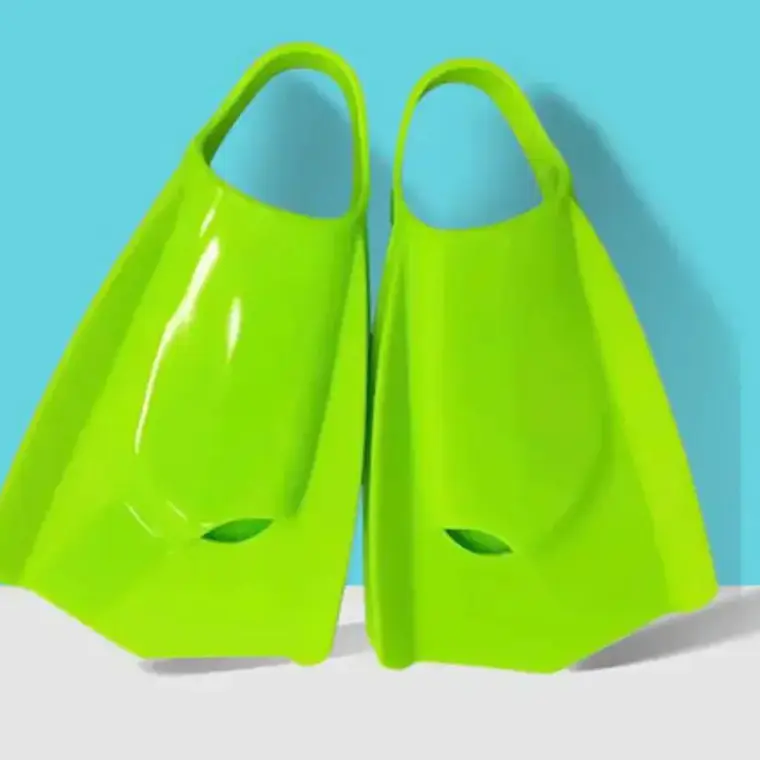 Aletas Natación Cortas Para Entrenamiento Silicona Resistent Color Verde Talle De Las Patas De Rana Número 38-39 2