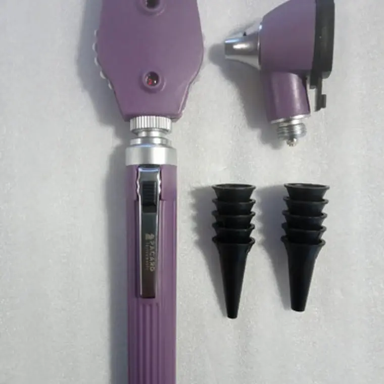 Otoscopio Y Oftalmoscopio Set Medico Reflejo Santiago 28