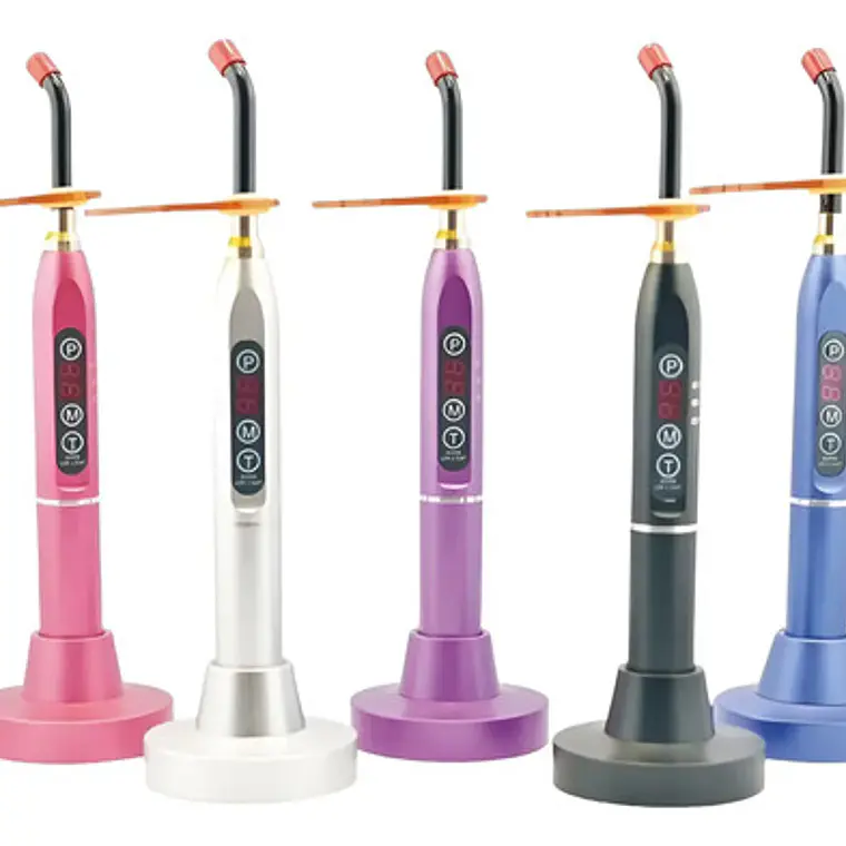 Lámpara Fotocurado Halógena Dental Cromada 2000 Mws Santiago 19