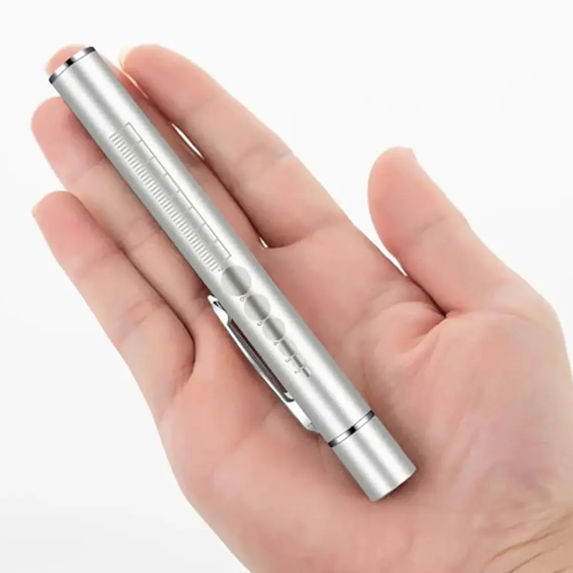 Linterna Médica Reflejos Carga Usb 2 Luces Clip Santiago 13