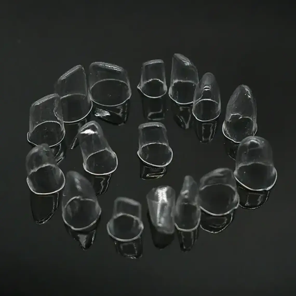 Set Coronas Reconstrucción Dental Celuloide 64u Tranparentes 7