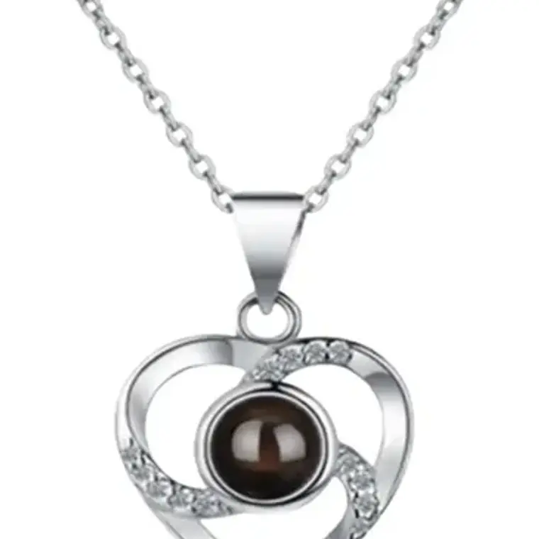 Collar Mamá Corazón Cristal Proyección Te Amo En 100 Idiomas 1