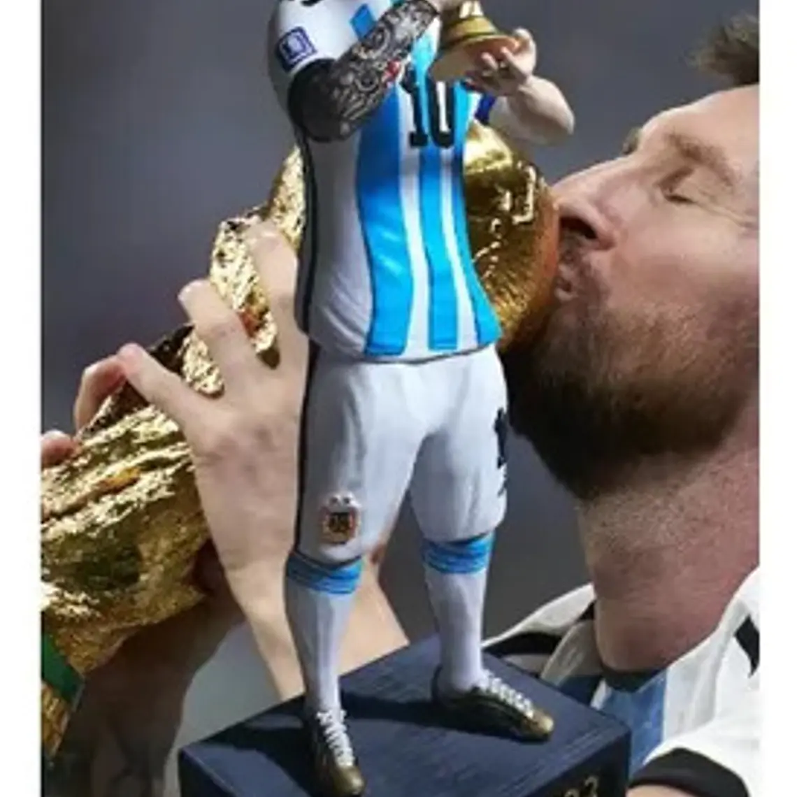 Figura Lio Messi Impreso 3d Besando Copa Made Argentina 25cm 2