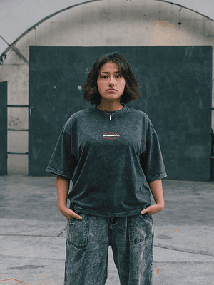 POLERA ACID WASH - LOGO SIN BRUMA - BOXY FIT