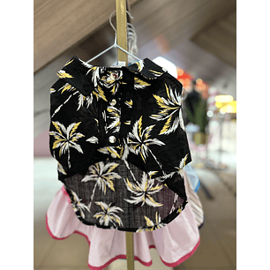 Guayabera negra con palmeras 