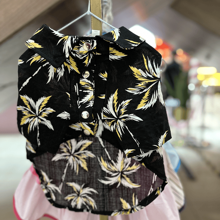 Guayabera negra con palmeras  2