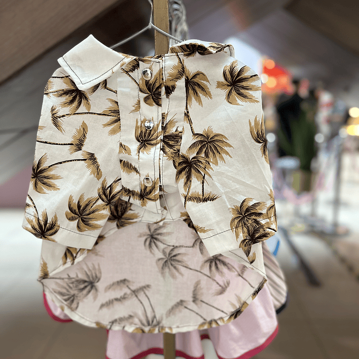 Guayabera blanca con palmeras  2