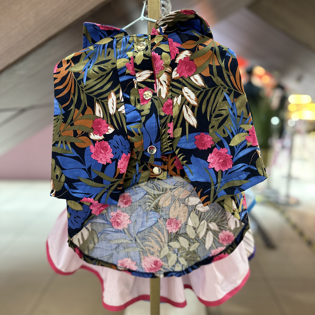 Guayabera Negras con flores  2