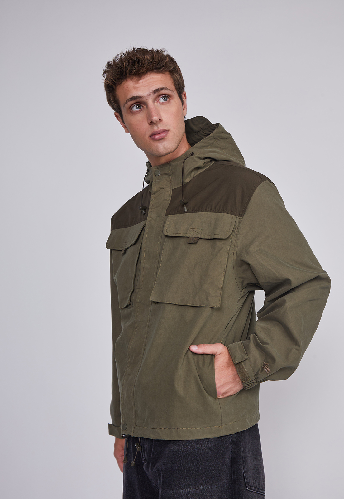 Cortaviento Hombre Con Cierre Verde Sioux 1