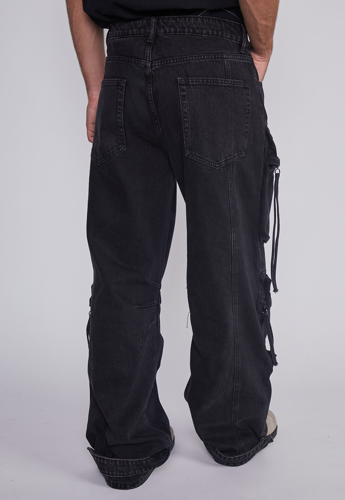 Jeans Hombre Multicargo Y Cierres Negro Sioux 4