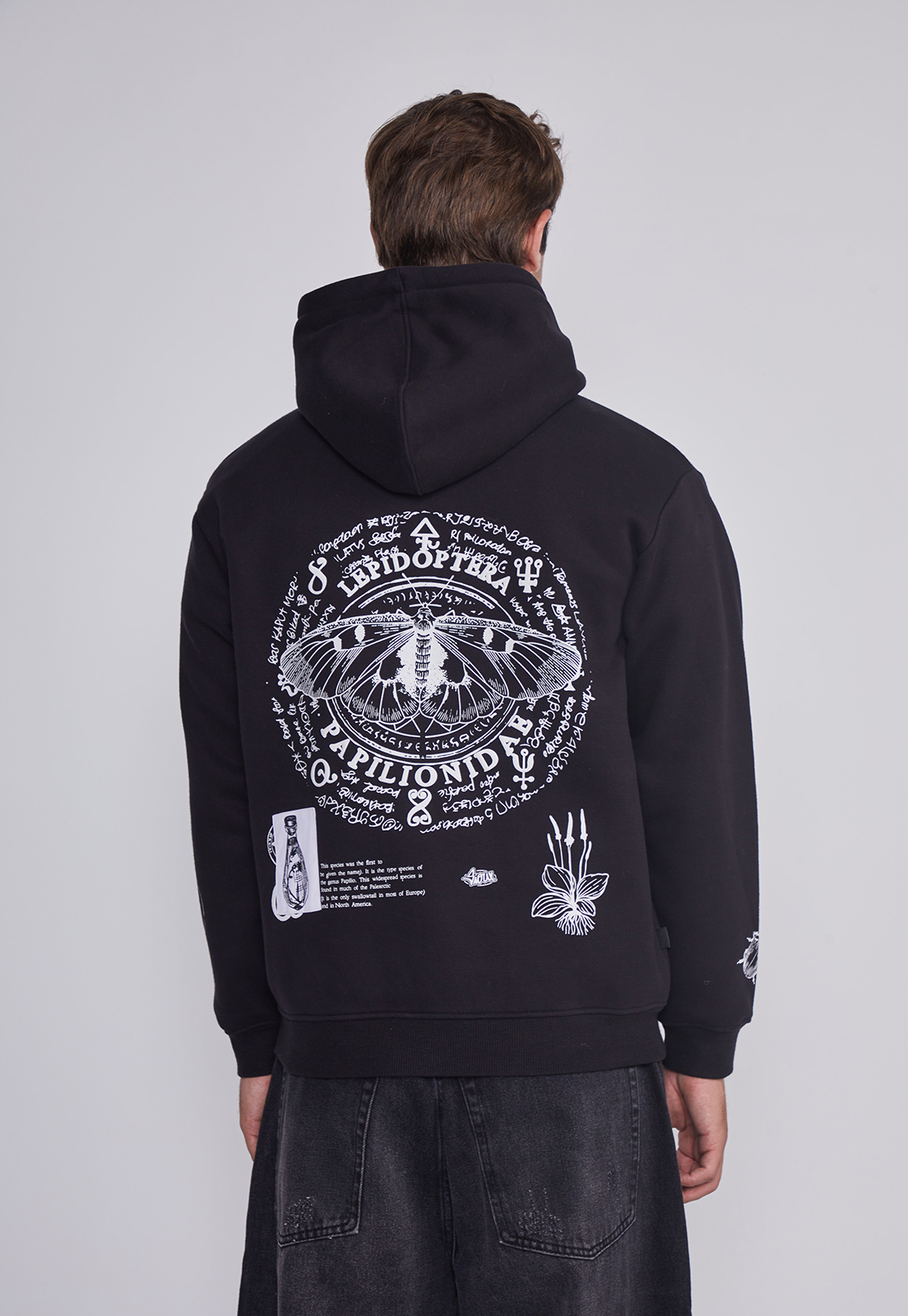 Polerón Hombre Mariposa Negro Sioux 3