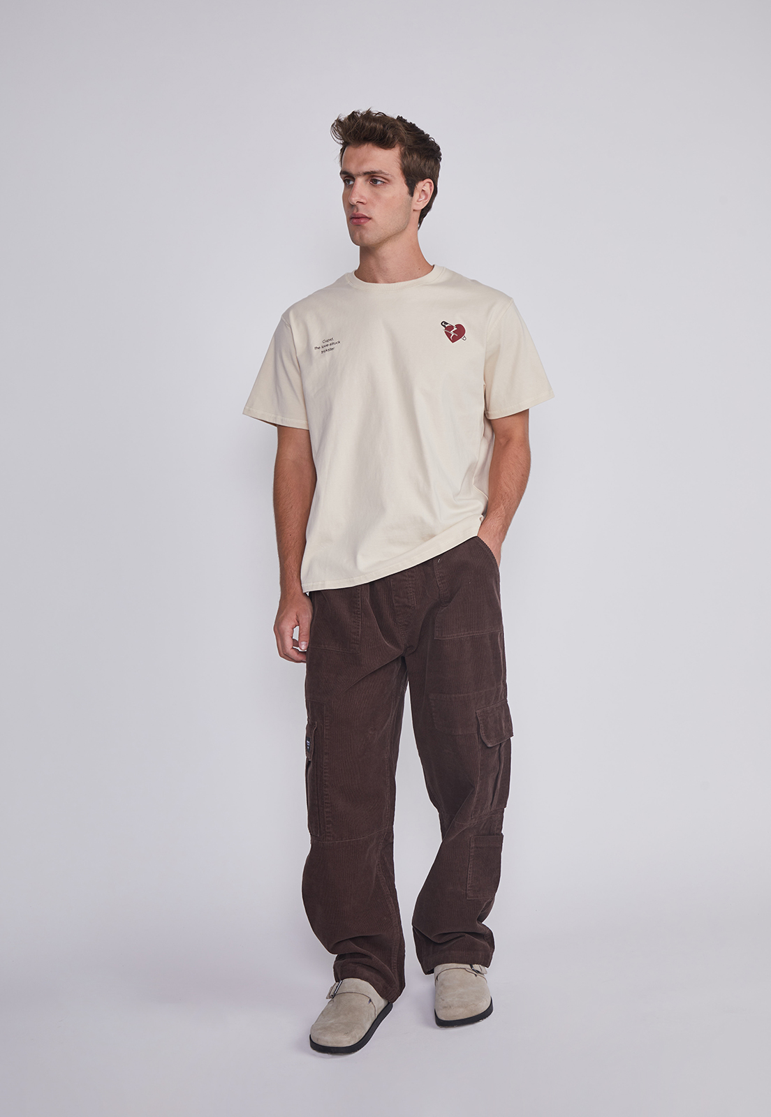 Polera Hombre Corazon Cupido Beige Sioux 5