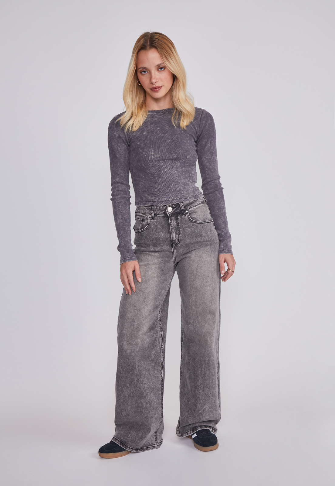 Polera Mujer Efecto Lavado Gris Sioux 5