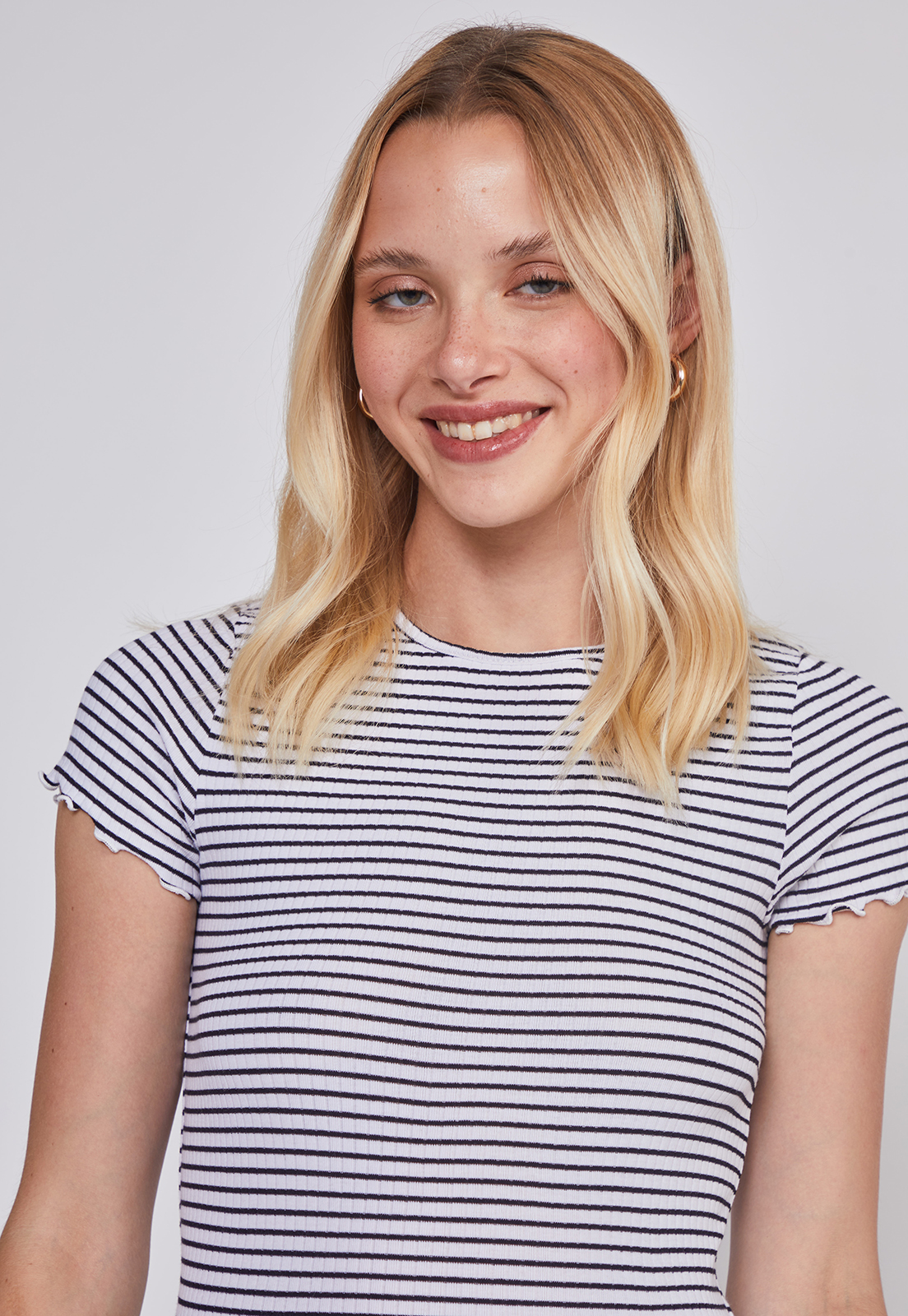 Polera Mujer Listada Rulet Negro Sioux 3