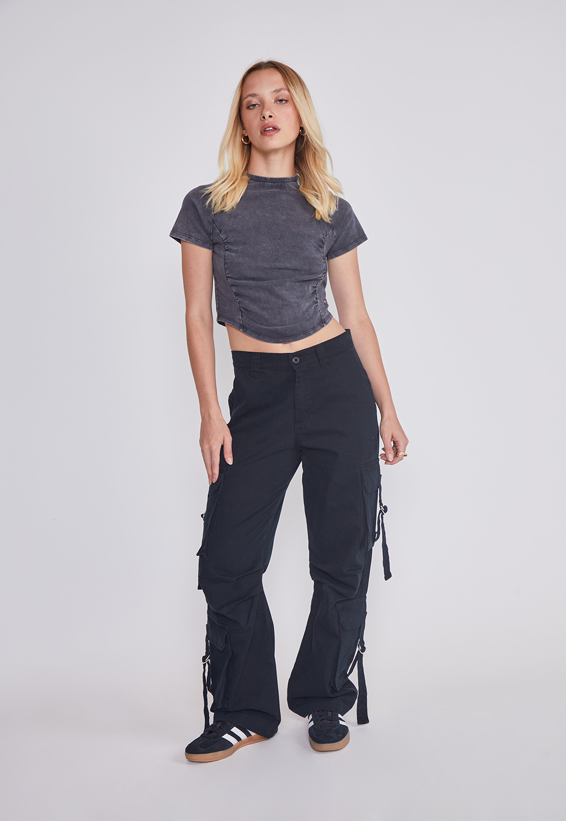 Polera Mujer Crop Efecto Lavado Gris Sioux 5