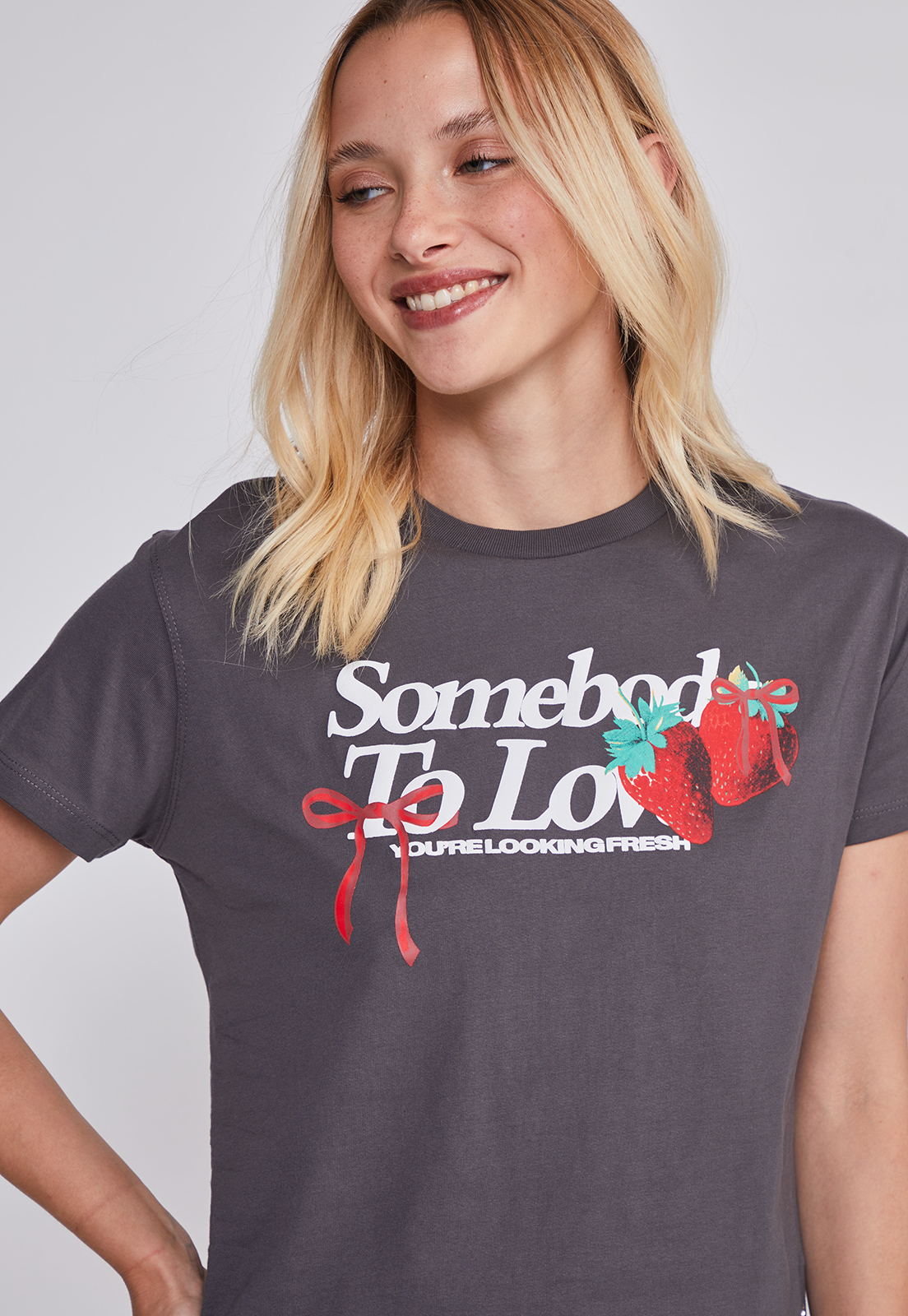 Polera Mujer Frutilla Gris Sioux 3