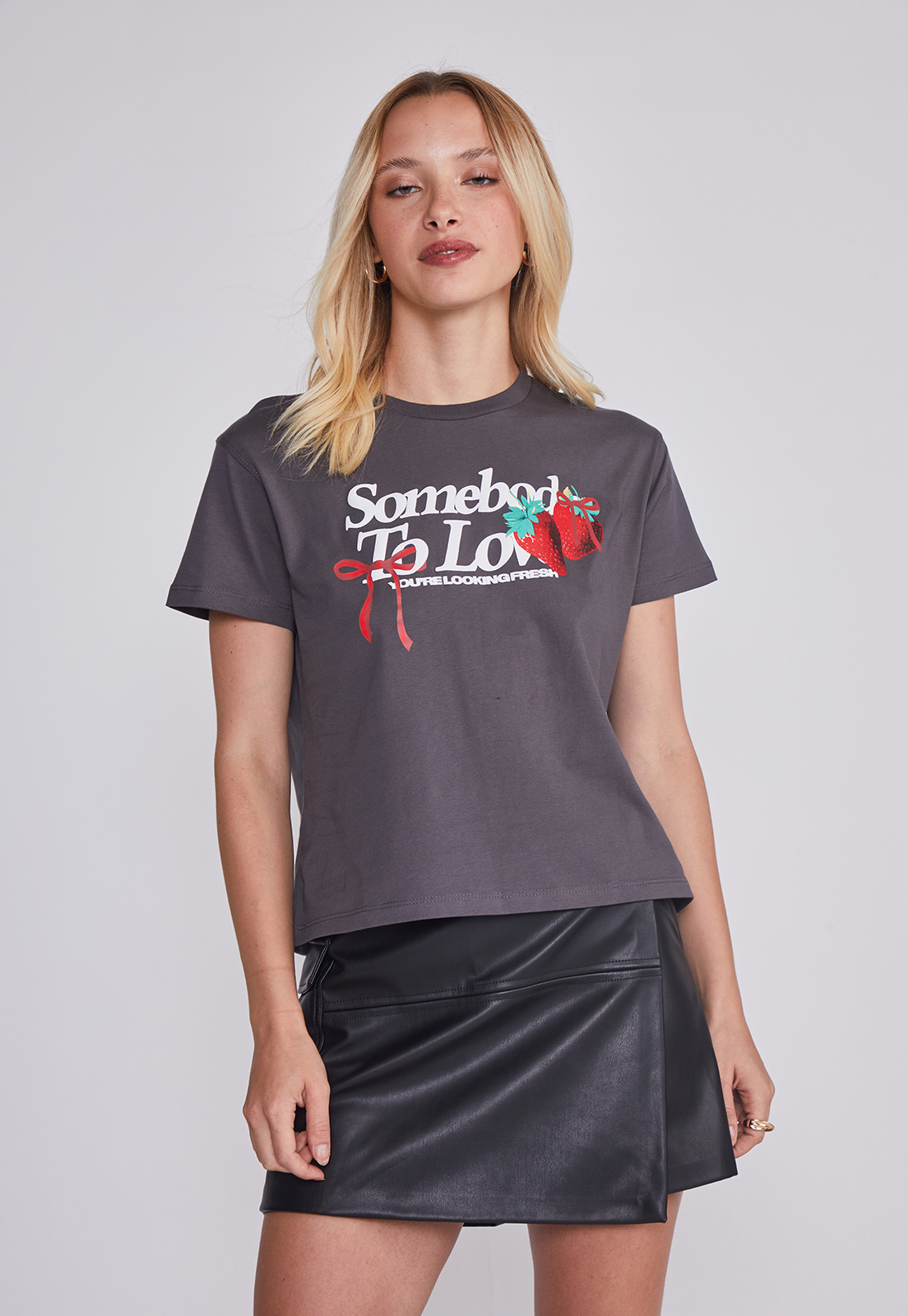 Polera Mujer Frutilla Gris Sioux 1