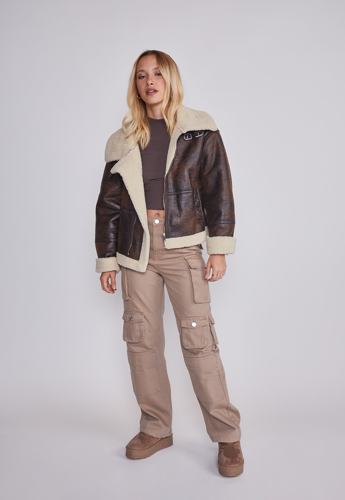 Pantalón Mujer Cargo Cintura Café Sioux 5
