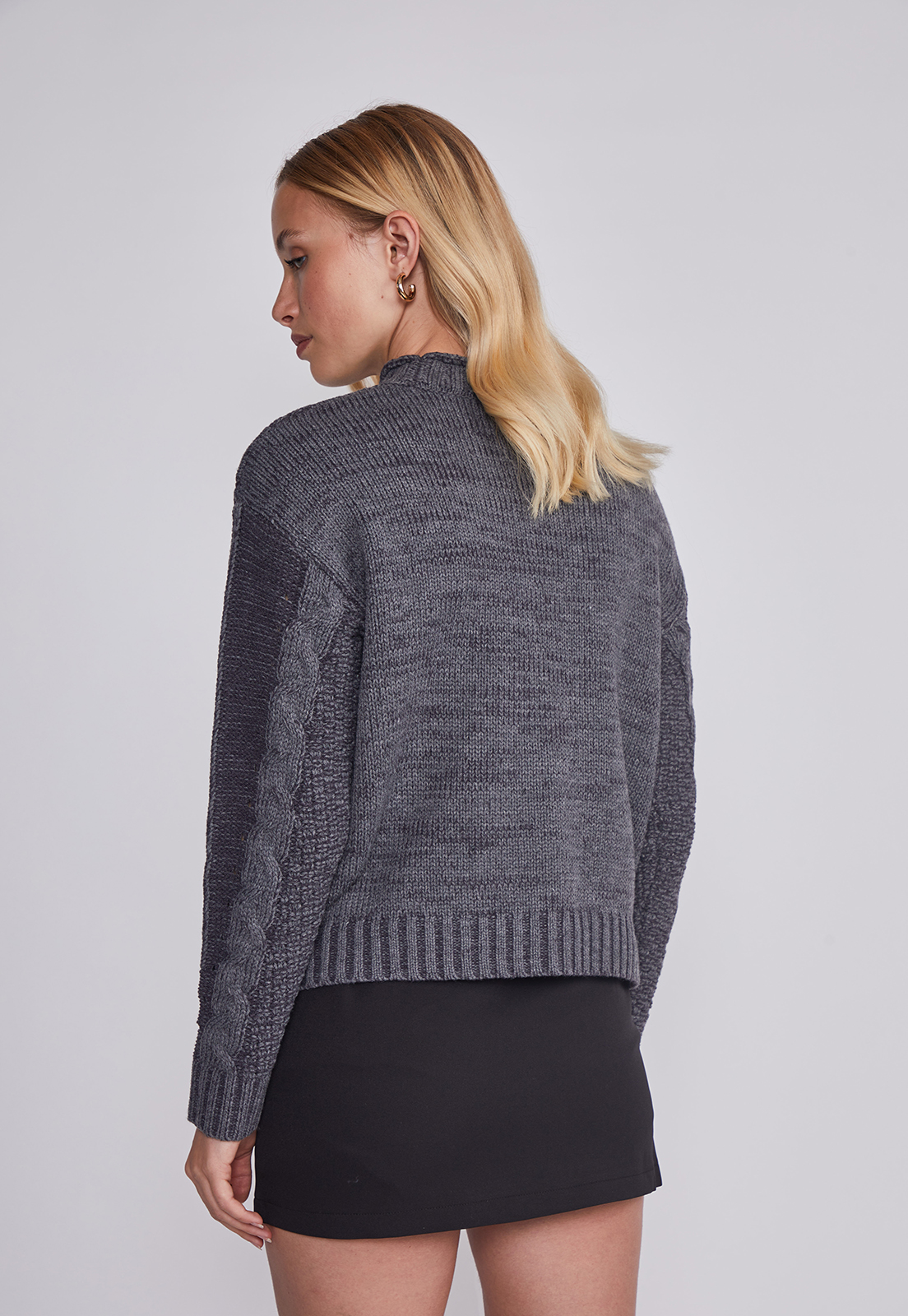 Sweater Mujer Trenzado Gris Sioux 4