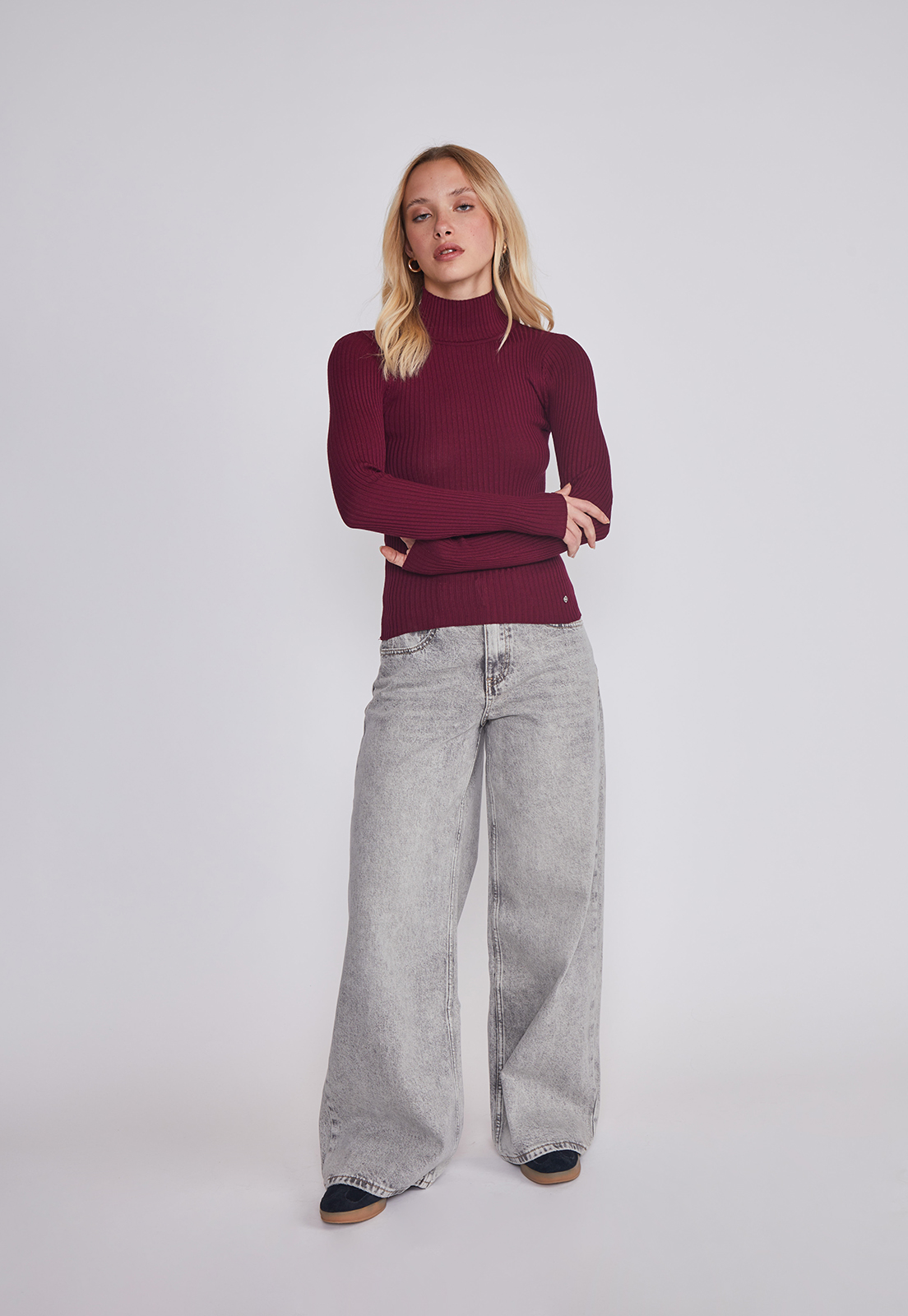 Sweater Mujer Acanalado Burdeo Sioux 5