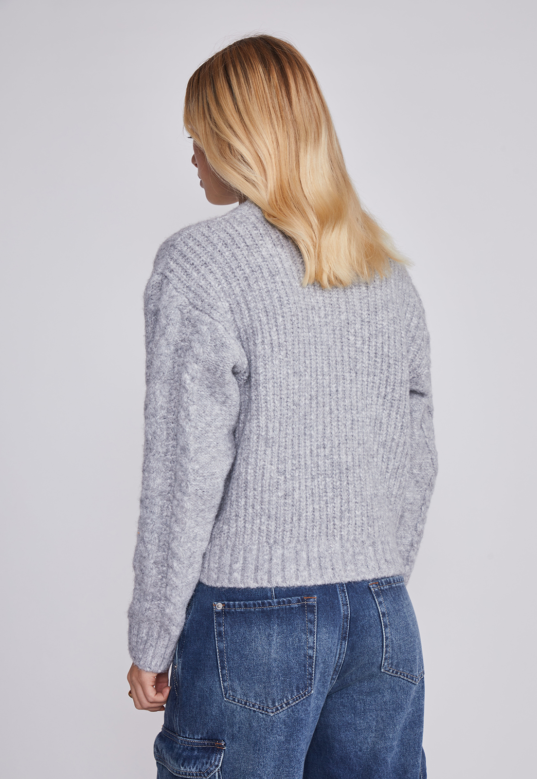 Sweater Mujer Trenzas Gris Sioux 4