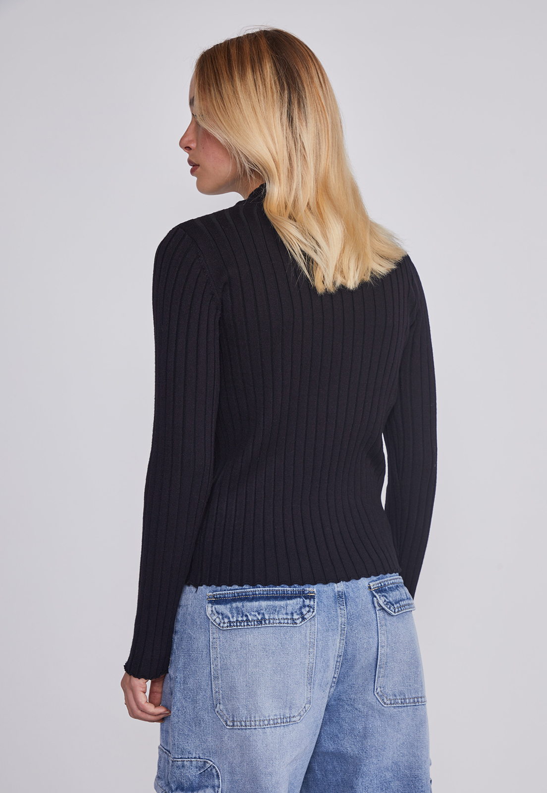 Sweater Mujer Canuton Negro Sioux 4